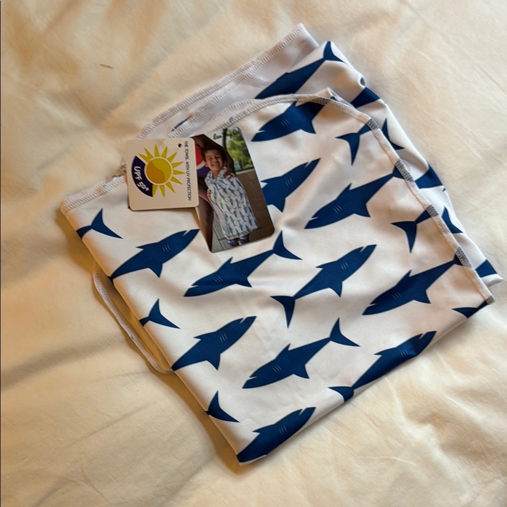 Toddler Towel with UV protection Shark Print